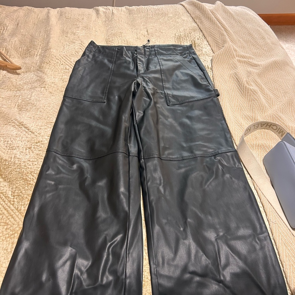 Zara Wide Leg Pants in Dark Green
